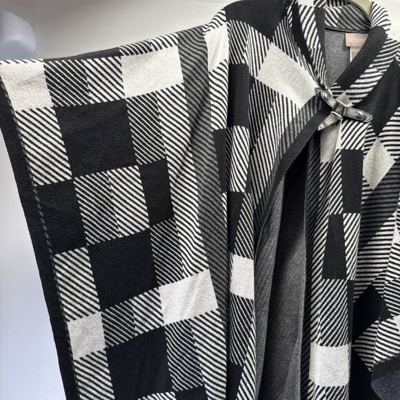 Chicos Sweater Knit Poncho Cardigan One Size Black White Plaid Knit Kimono Arms - Picture 6 of 8